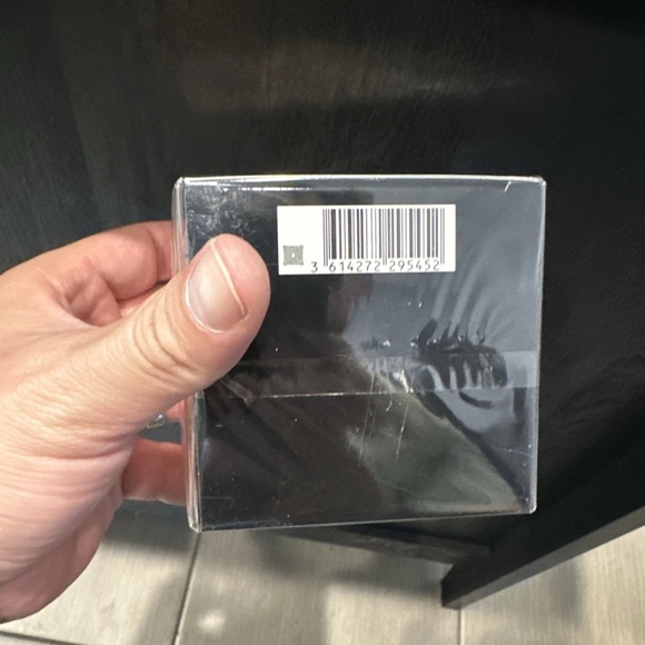 Lancôme Absolue Revitalizing Brightening Rich Cream 60ml/2oz - Picture 2 of 5